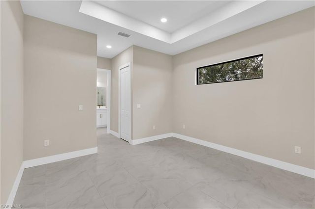 2604 56th ST SW, Lehigh Acres, FL 33976