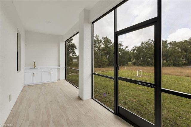 2604 56th ST SW, Lehigh Acres, FL 33976