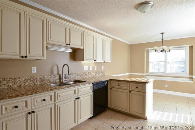 6913 Pine Creek Court, Fayetteville, NC 28314