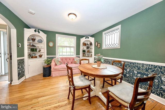305 EAGLE RD, Wayne, PA 19087