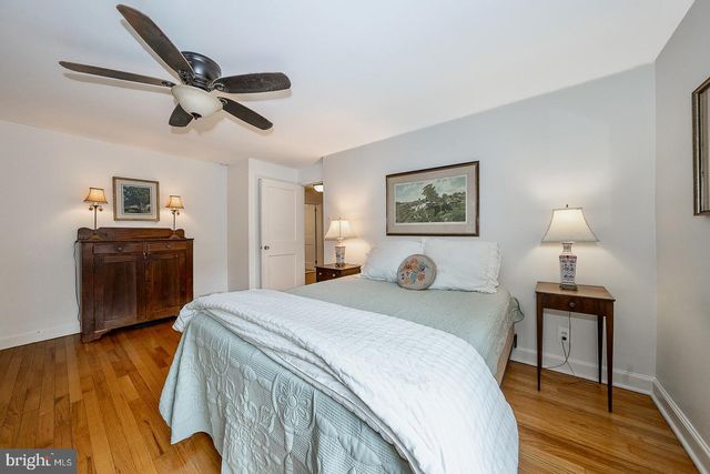 305 EAGLE RD, Wayne, PA 19087