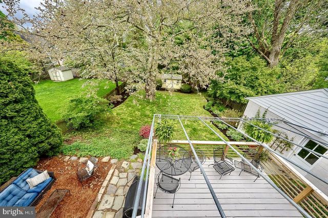 305 EAGLE RD, Wayne, PA 19087