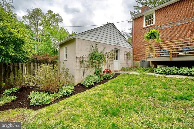 305 EAGLE RD, Wayne, PA 19087