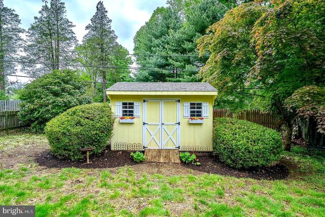 305 EAGLE RD, Wayne, PA 19087