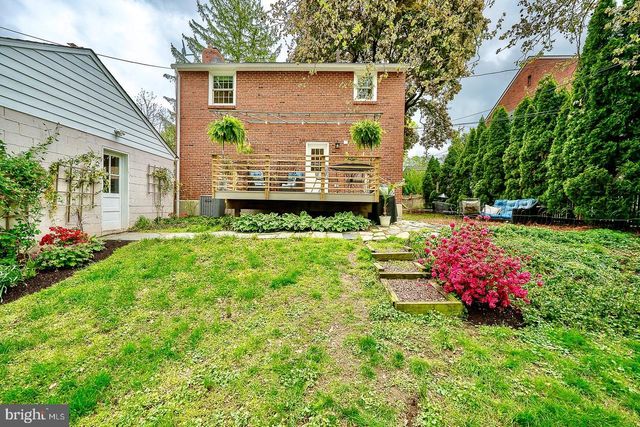 305 EAGLE RD, Wayne, PA 19087