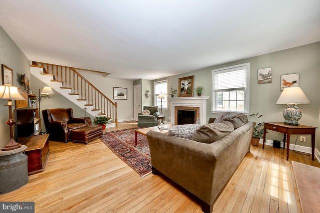 305 EAGLE RD, Wayne, PA 19087