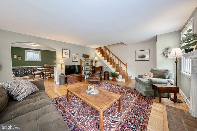305 EAGLE RD, Wayne, PA 19087