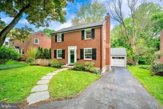 305 EAGLE RD, Wayne, PA 19087