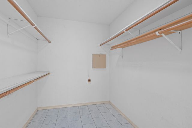 1003 W Lovers Lane, Arlington, TX 76013