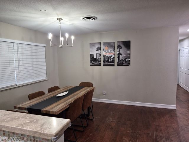 3753 South Rosecrest Circle, Las Vegas, NV 89121