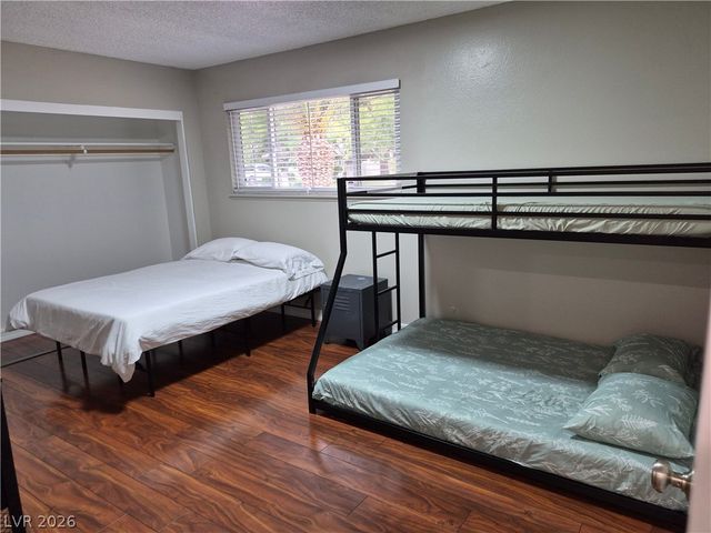 3753 South Rosecrest Circle, Las Vegas, NV 89121