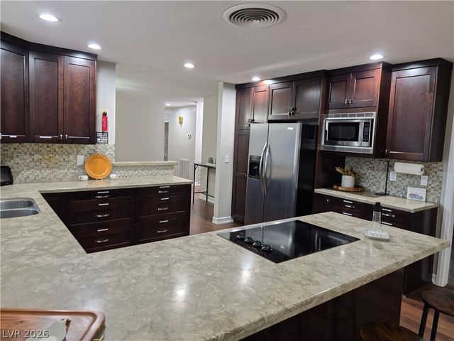 3753 South Rosecrest Circle, Las Vegas, NV 89121