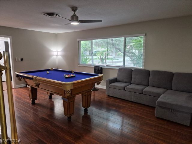 3753 South Rosecrest Circle, Las Vegas, NV 89121