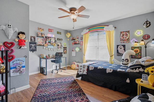 108 San Chez Drive, Lake Kiowa, TX 76240