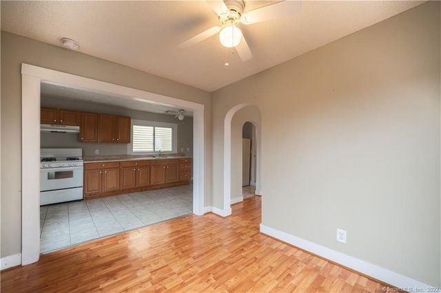 762 State Street 2, New Haven, CT 06511