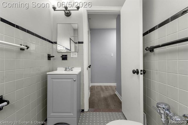 2255 Webb Street, Detroit, MI 48206