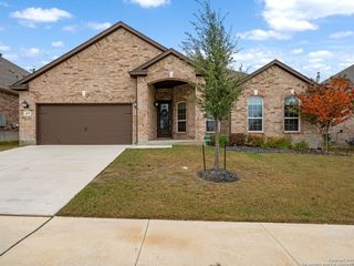 119 Branson, Boerne, TX 78006