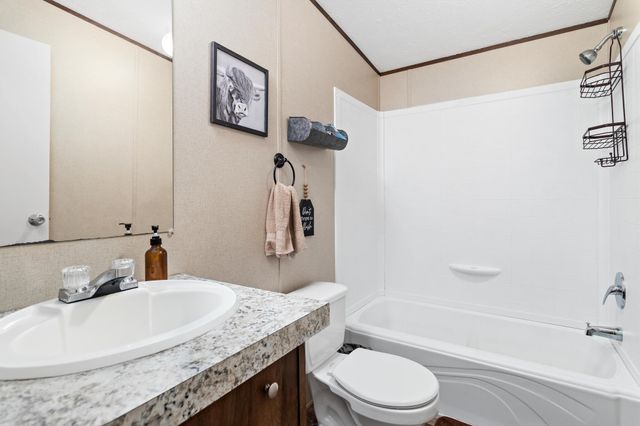 13908 Fm 1004, Buna, TX 77612