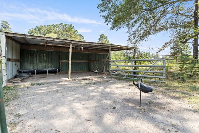 13908 Fm 1004, Buna, TX 77612