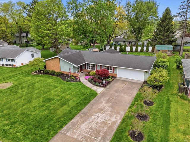 119 Zona Drive, Auburn, IN 46706