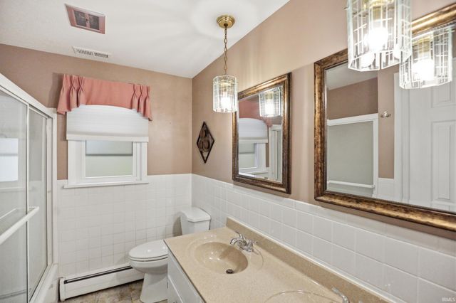 119 Zona Drive, Auburn, IN 46706
