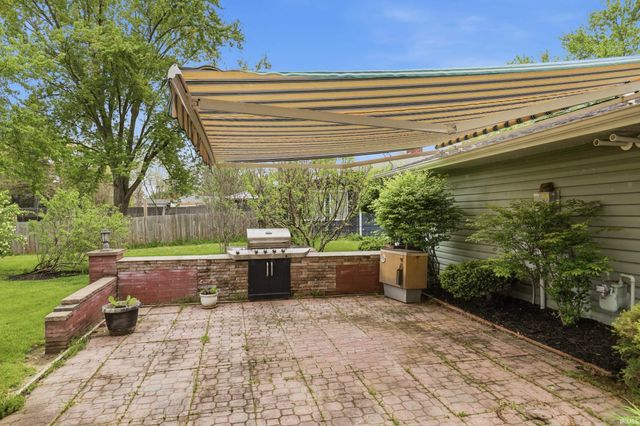 119 Zona Drive, Auburn, IN 46706