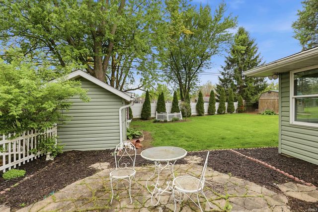 119 Zona Drive, Auburn, IN 46706