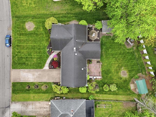 119 Zona Drive, Auburn, IN 46706