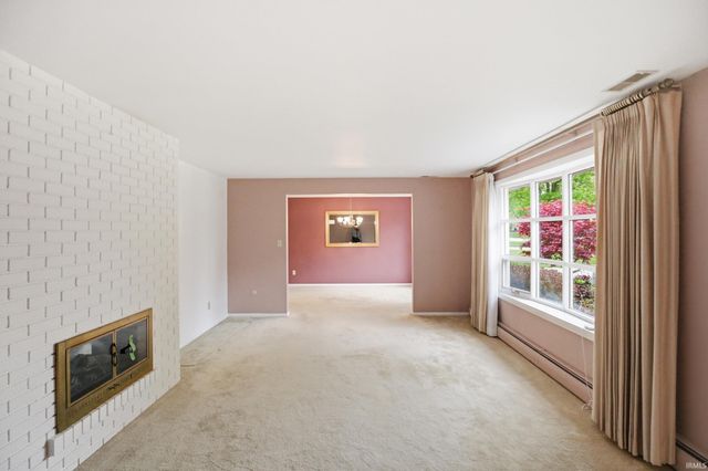 119 Zona Drive, Auburn, IN 46706