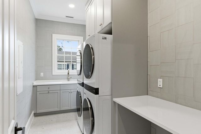 217 King George Street, Charleston, SC 29492