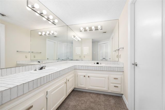 14655 Champion Forest Drive 302, Houston, TX 77069