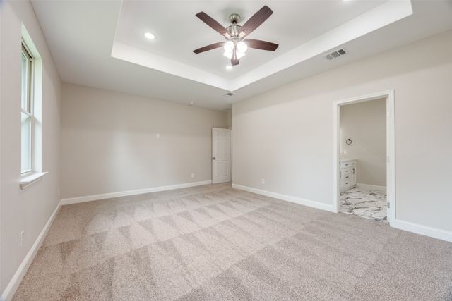 1704 Kings Lane, Commerce, TX 75428