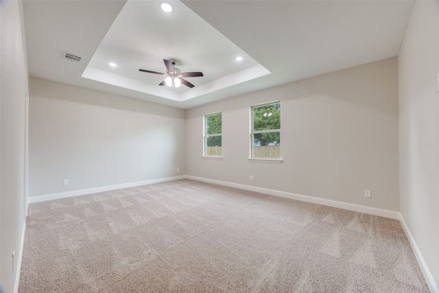 1704 Kings Lane, Commerce, TX 75428