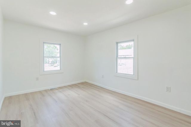 395 MAIN ST, Cedarville, NJ 08311