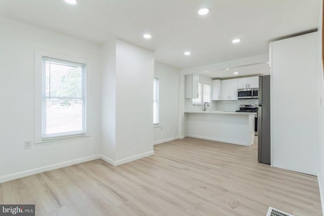 395 MAIN ST, Cedarville, NJ 08311