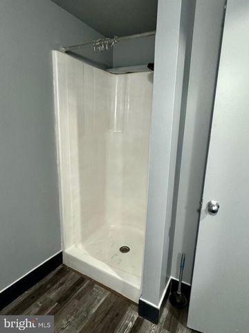 130 WHITE OAK RD, White Post, VA 22663