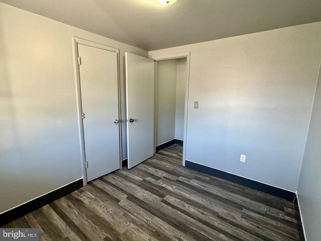 130 WHITE OAK RD, White Post, VA 22663