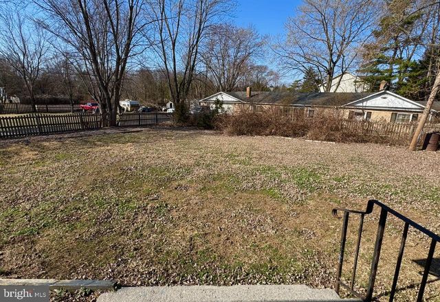 130 WHITE OAK RD, White Post, VA 22663