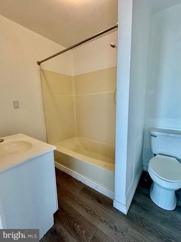 130 WHITE OAK RD, White Post, VA 22663