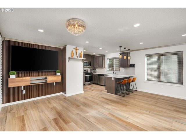 7052 Se FIR Ave, Portland, OR 97206