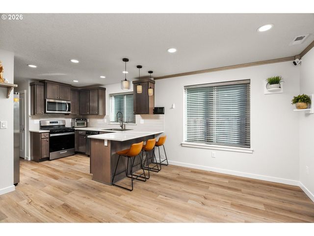 7052 Se FIR Ave, Portland, OR 97206