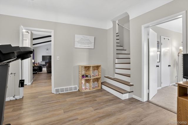 3071 Morrish Road, Clayton Charter Township, MI 48473