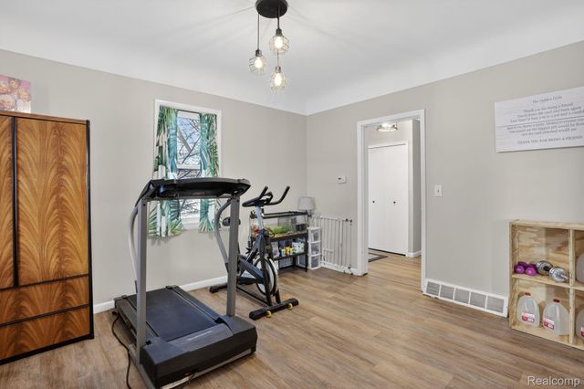 3071 Morrish Road, Clayton Charter Township, MI 48473