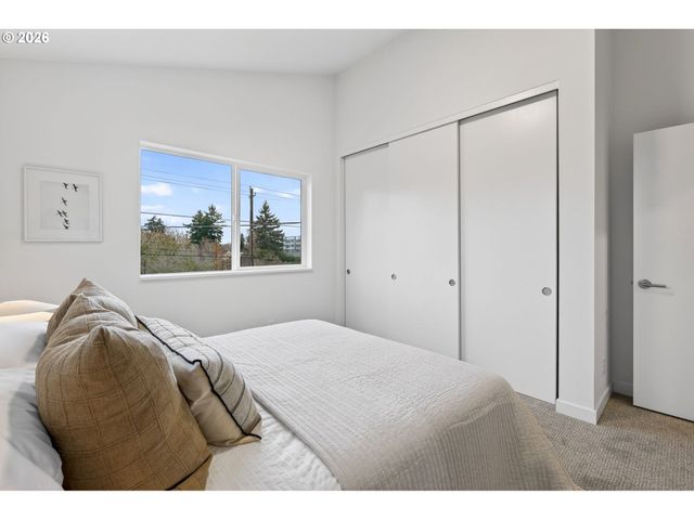 4092 Ne Prescott St A, Portland, OR 97211