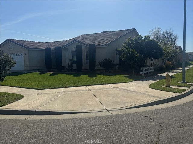 596 St Teresa Court, Merced, CA 95341