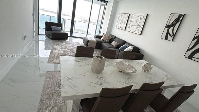 700 NE 24th Street 3903, Miami, FL 33137