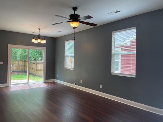 8806 Shadowglen Drive, North Charleston, SC 29420