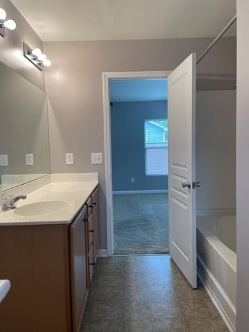 8806 Shadowglen Drive, North Charleston, SC 29420