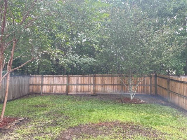 8806 Shadowglen Drive, North Charleston, SC 29420