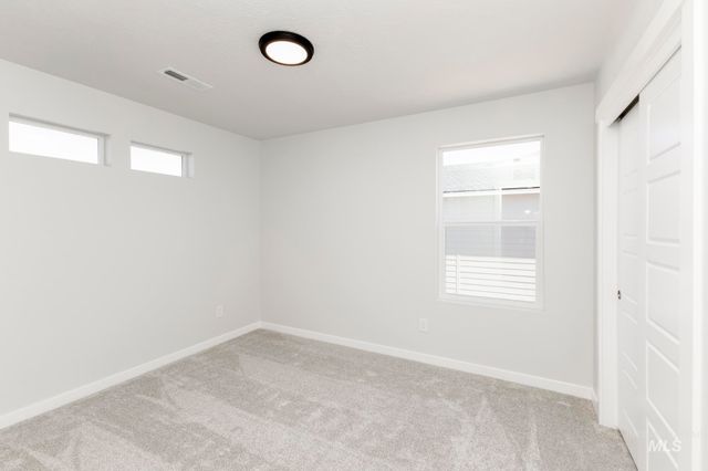 8369 E Cool River Lp, Nampa, ID 83687